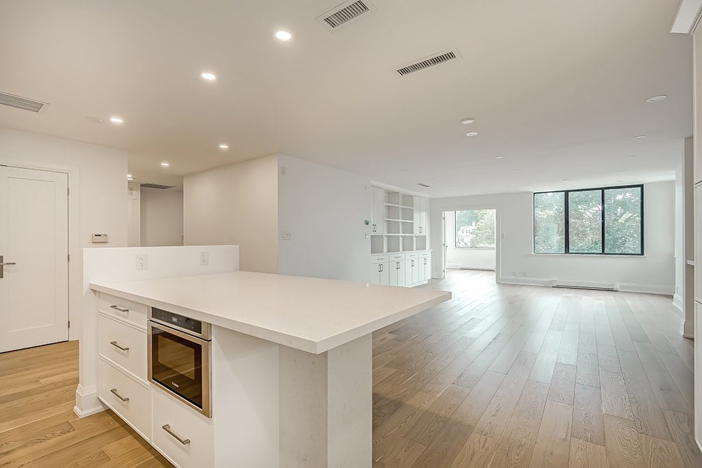 100 Lakeshore Road E Unit: 505