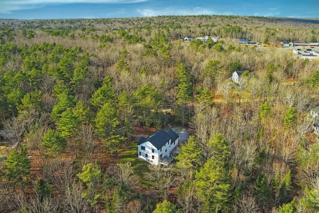 New Listing! 72 Borski’s Way, Wiscasset, ME 04578 – $649,000