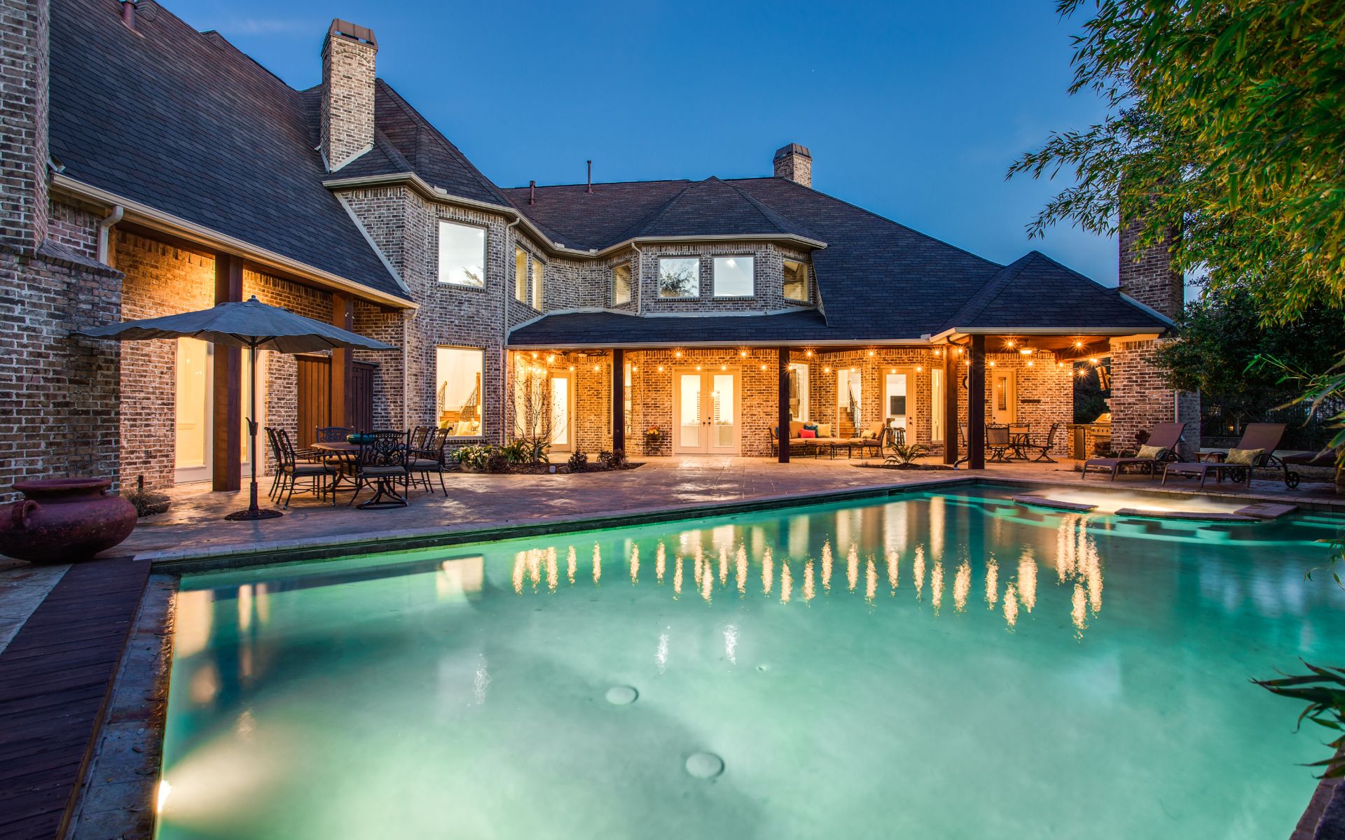 Amazing Curb Appeal in Starwood!