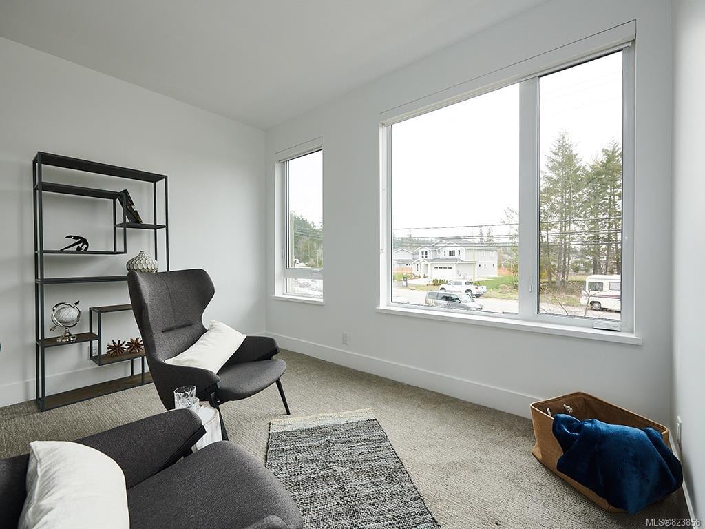 306B-10682 McDonald Park Rd, North Saanich