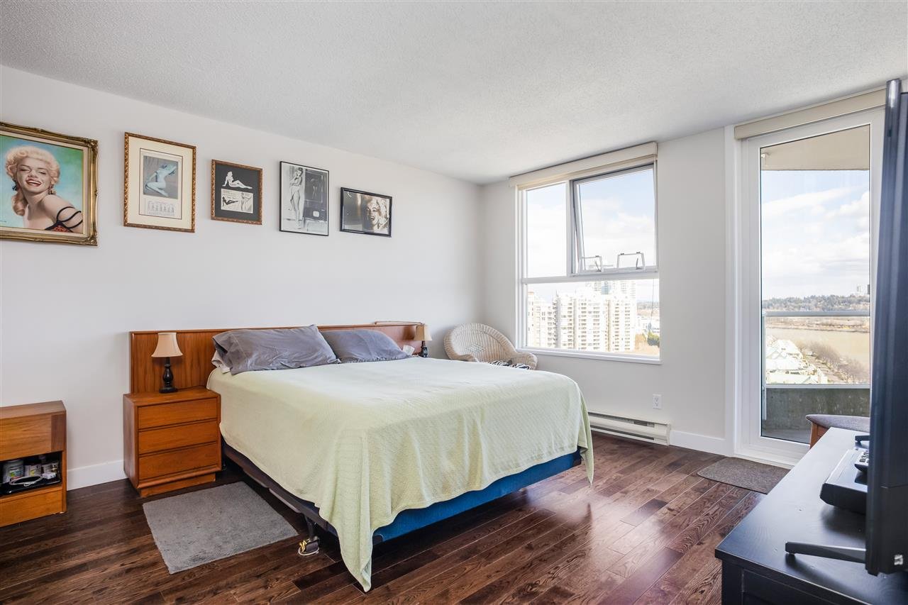 1603-1250 Quayside Dr