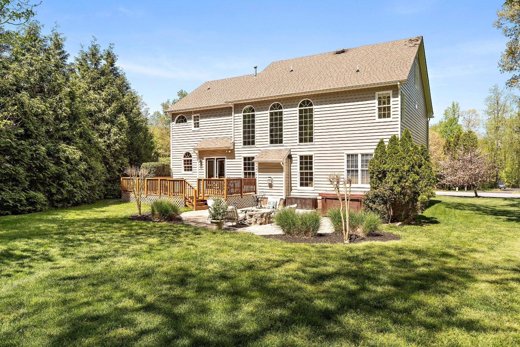3513 Kings Farm Drive