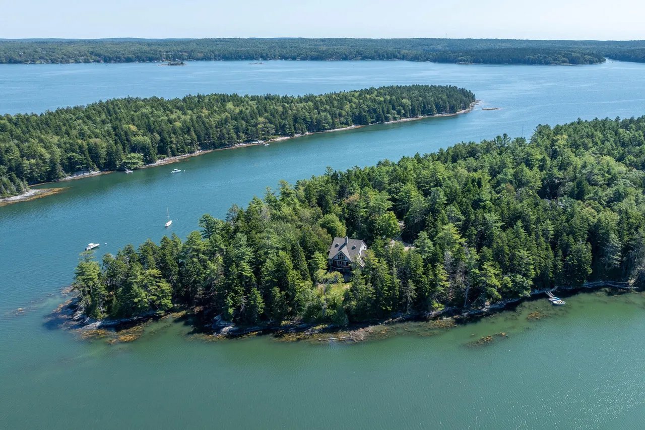 New Listing: 93 Governors Point Road, Harpswell, ME 04079 – $3,200,000
