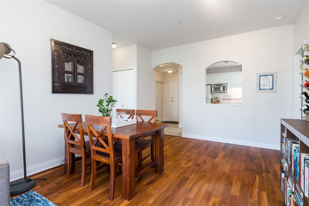 309-5735 Hampton Pl