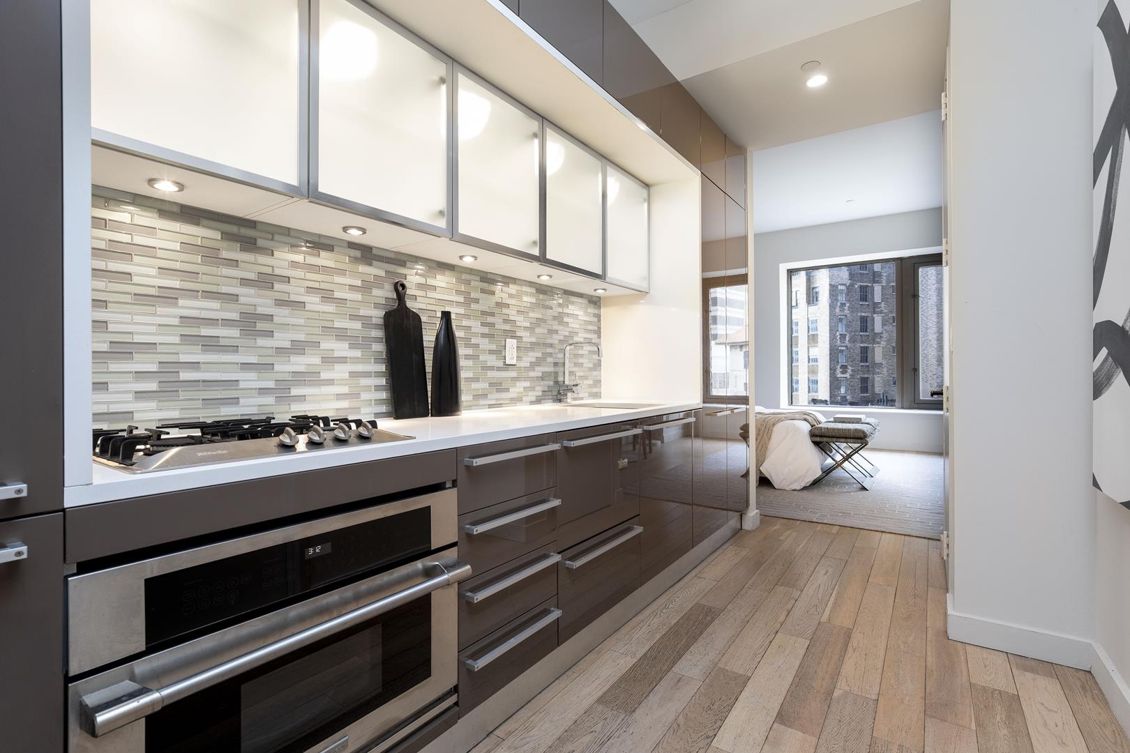 75 Wall Street, Apt 29L