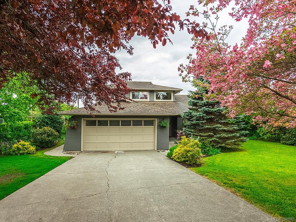 599 Ridgegrove Ave
