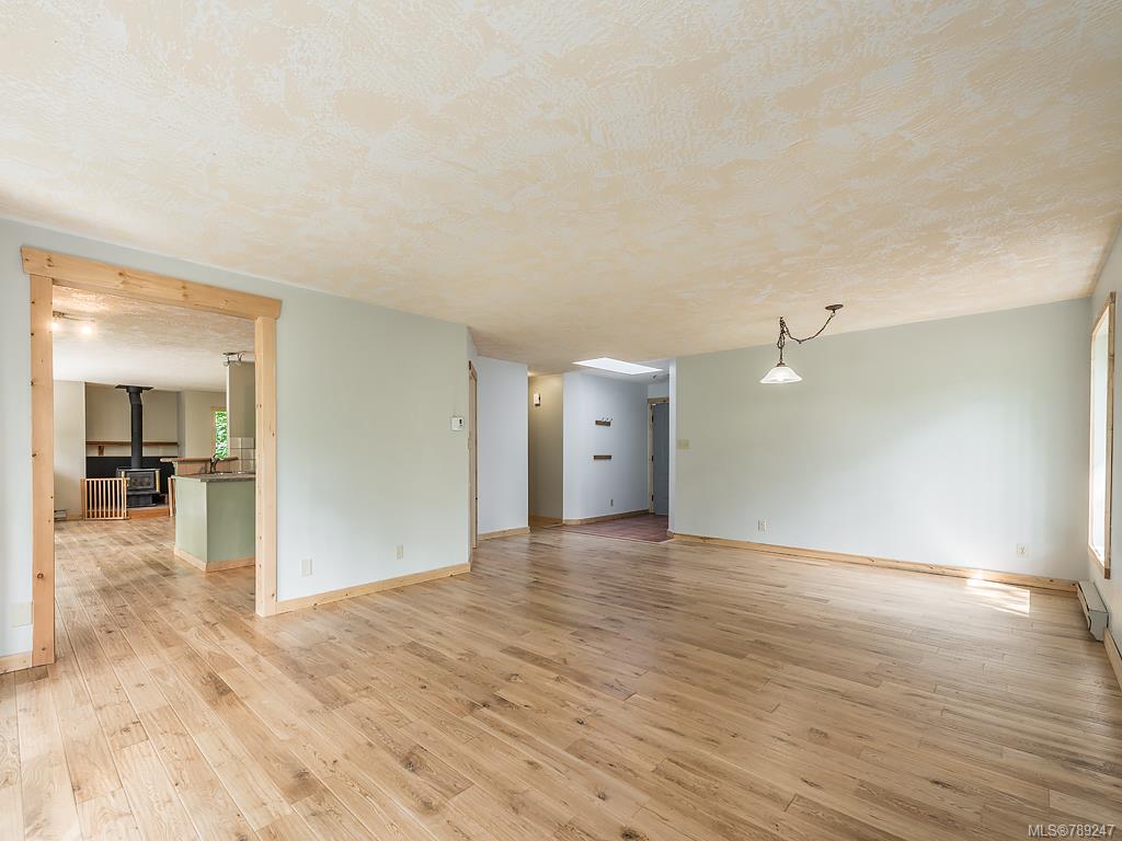 546 Caleb Pike Rd