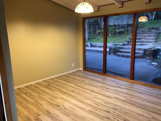 810 Rosita Rd