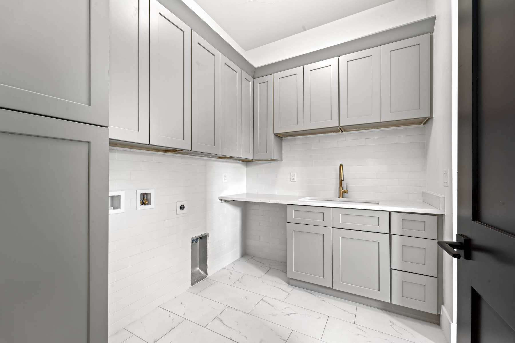 10601 Leonardo Place