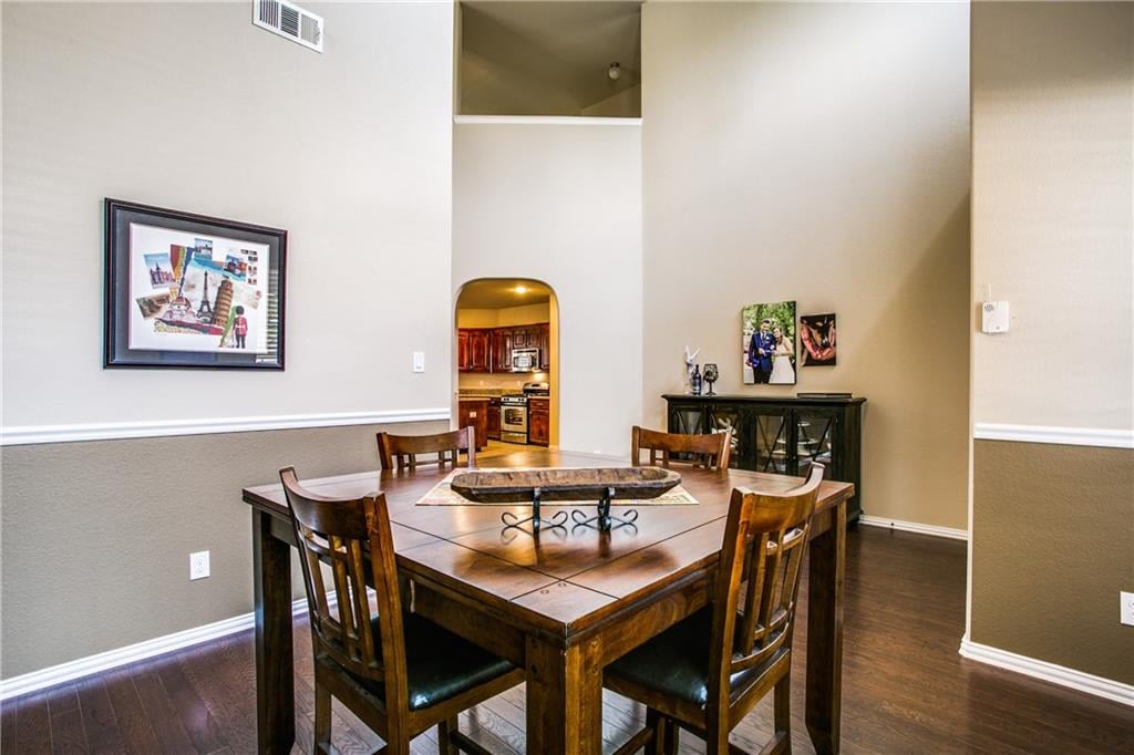 2709 Triangle Leaf Dr