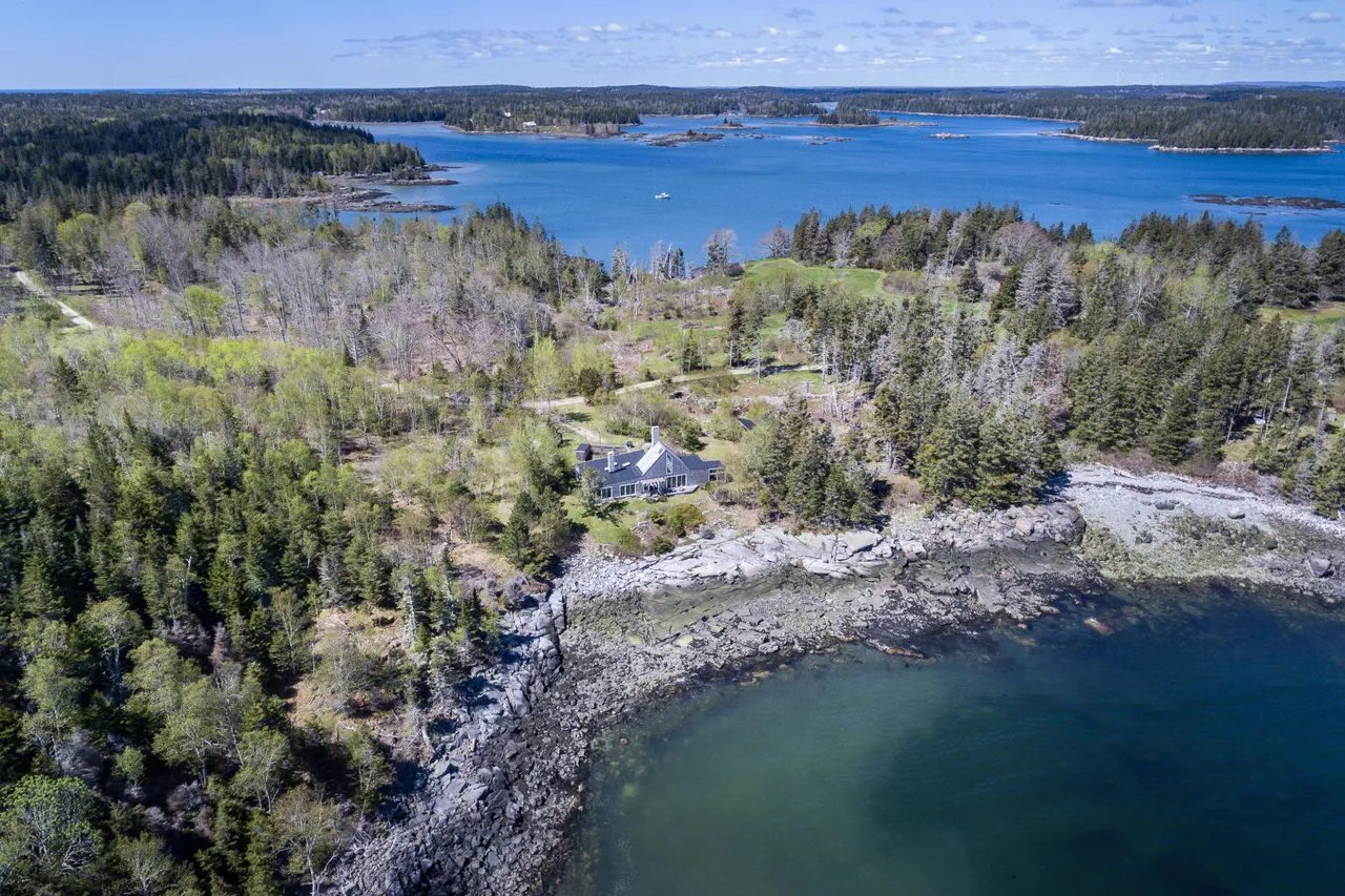 Home for Sale – 171 Coombs Neck Road, Vinalhaven ME