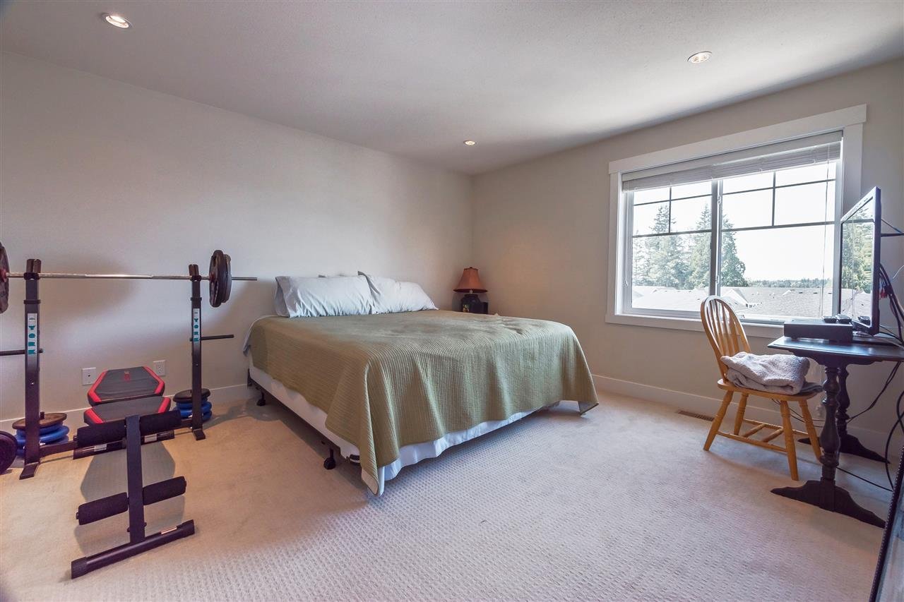 2259 165 St