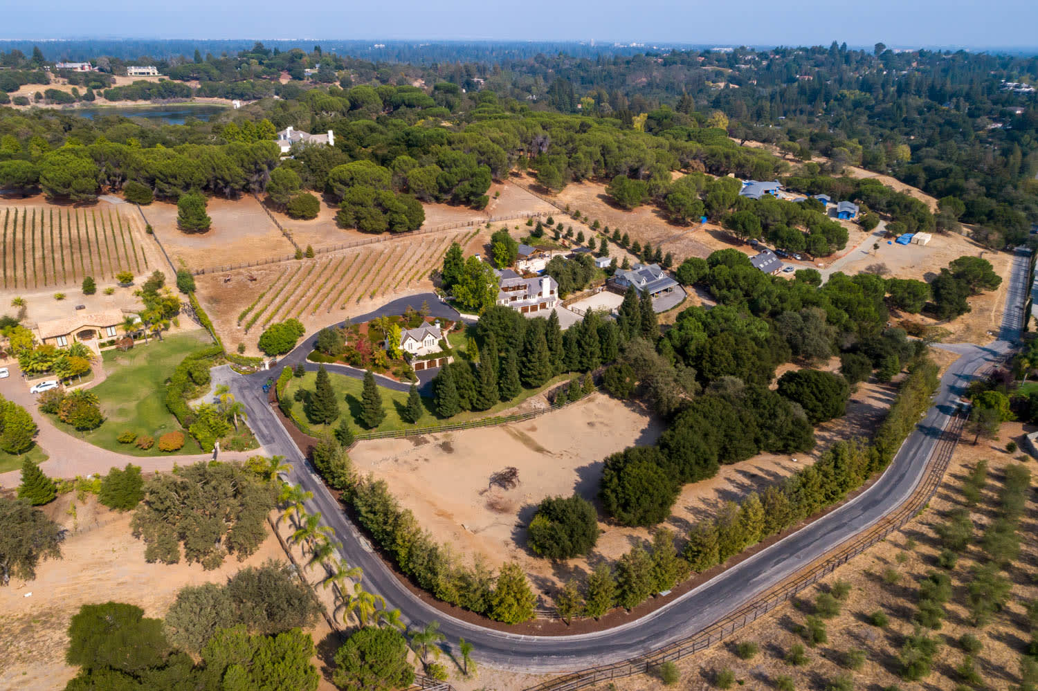 60 Valley Ct