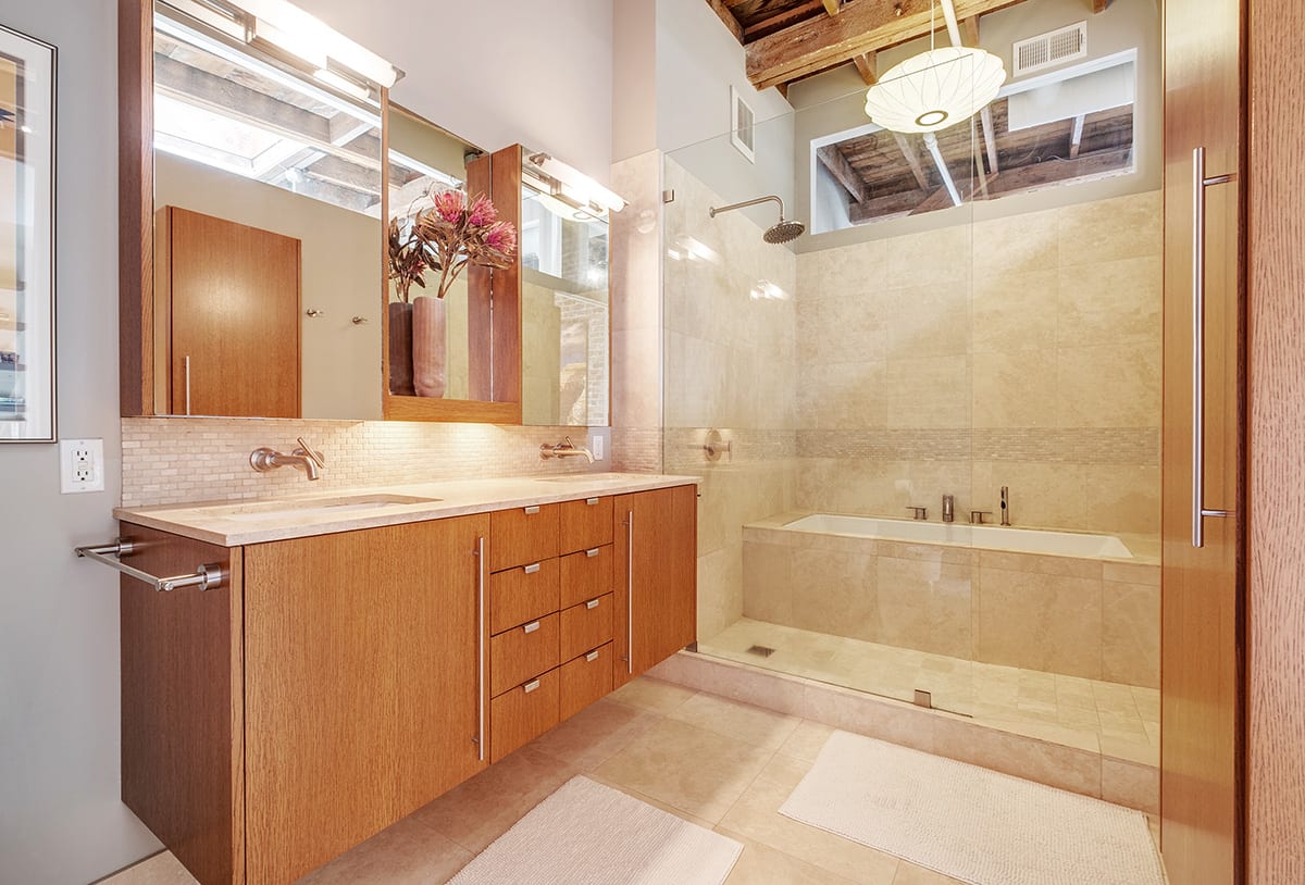 650 Delancey St., #311