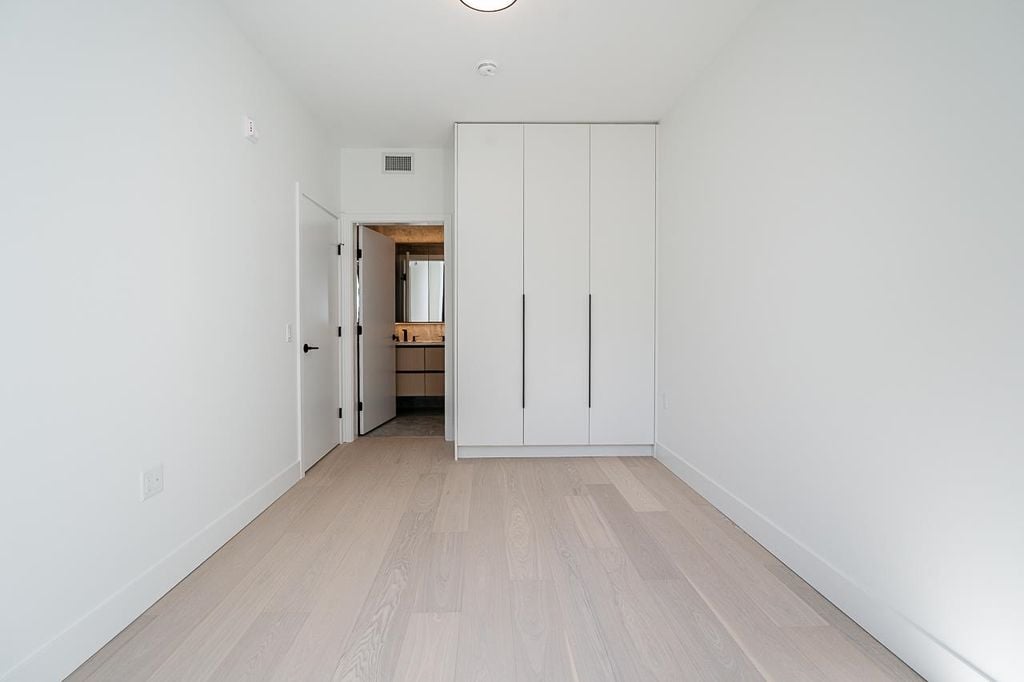 551 W 28th Avenue 107, Vancouver