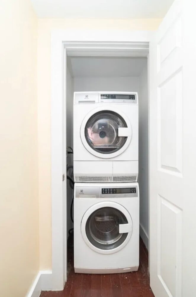 1050 Lafayette Avenue, Apt 12A
