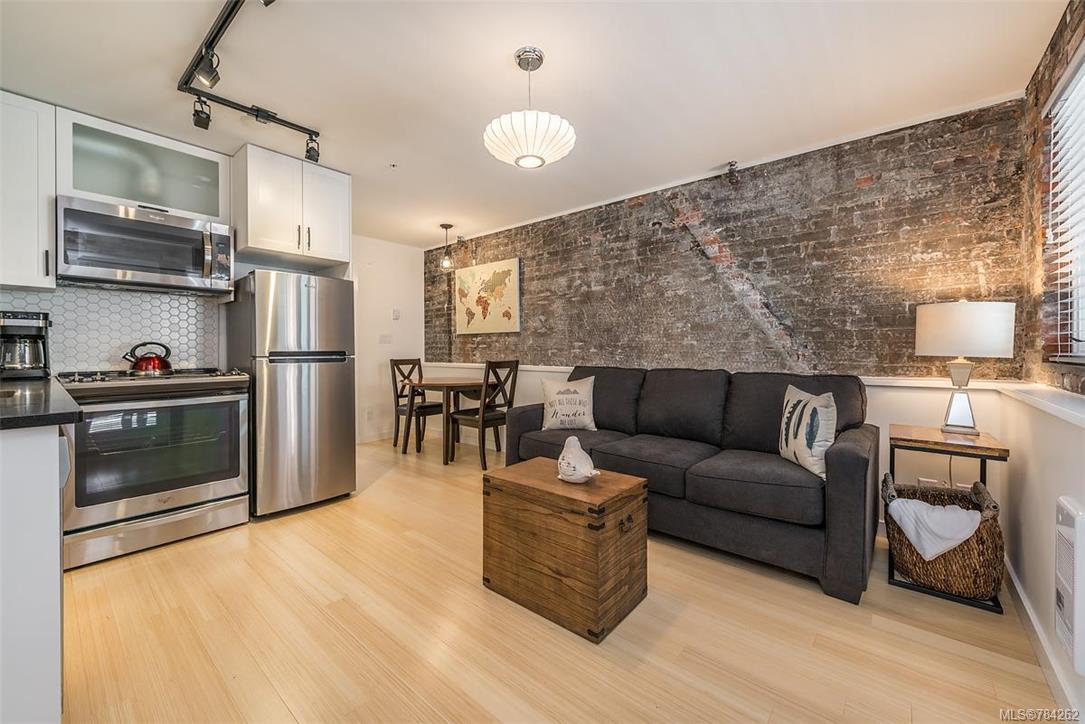 102-535 Fisgard St, Victoria