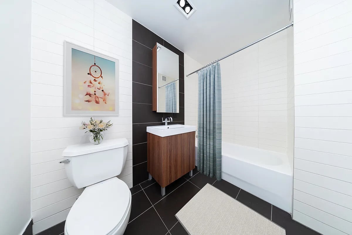 116 John Street, Apt 1904