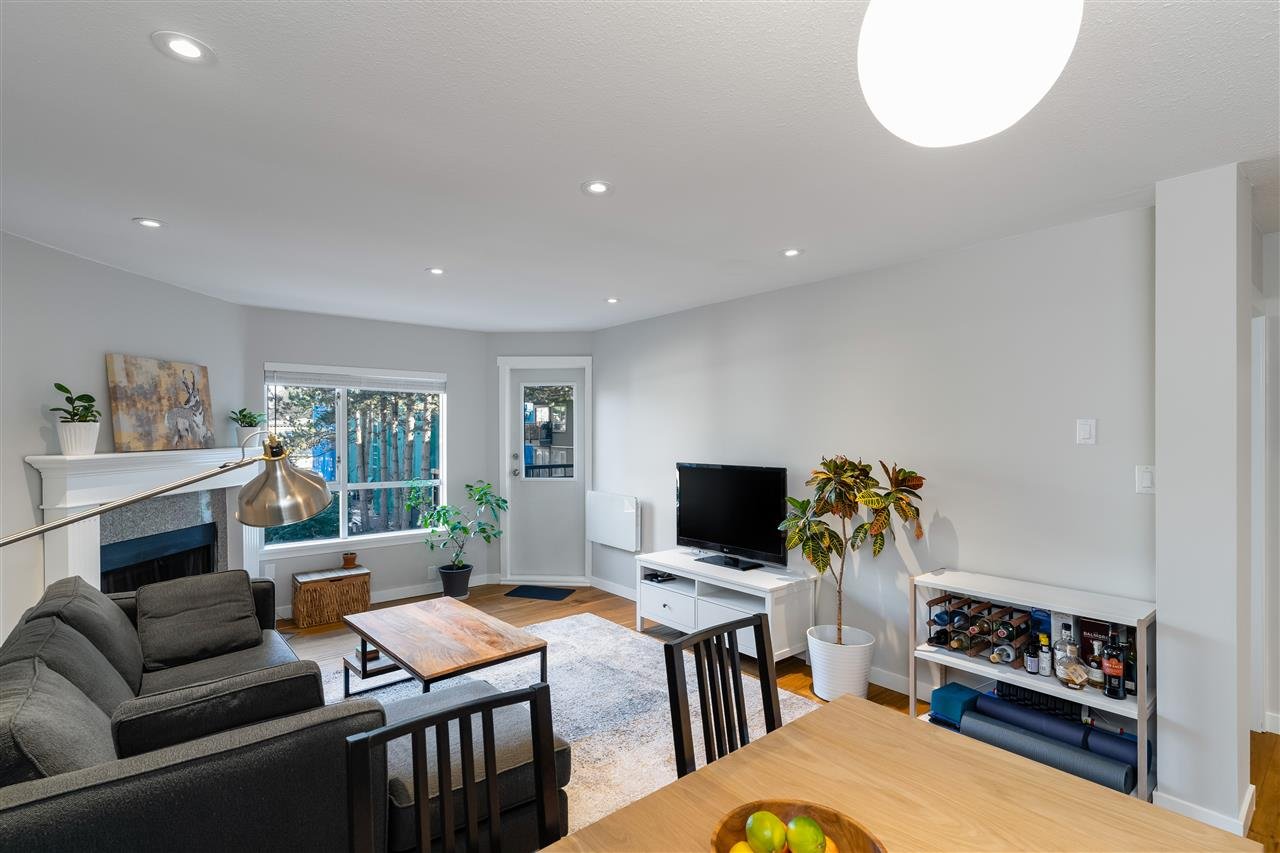 317-555 W 14th Ave