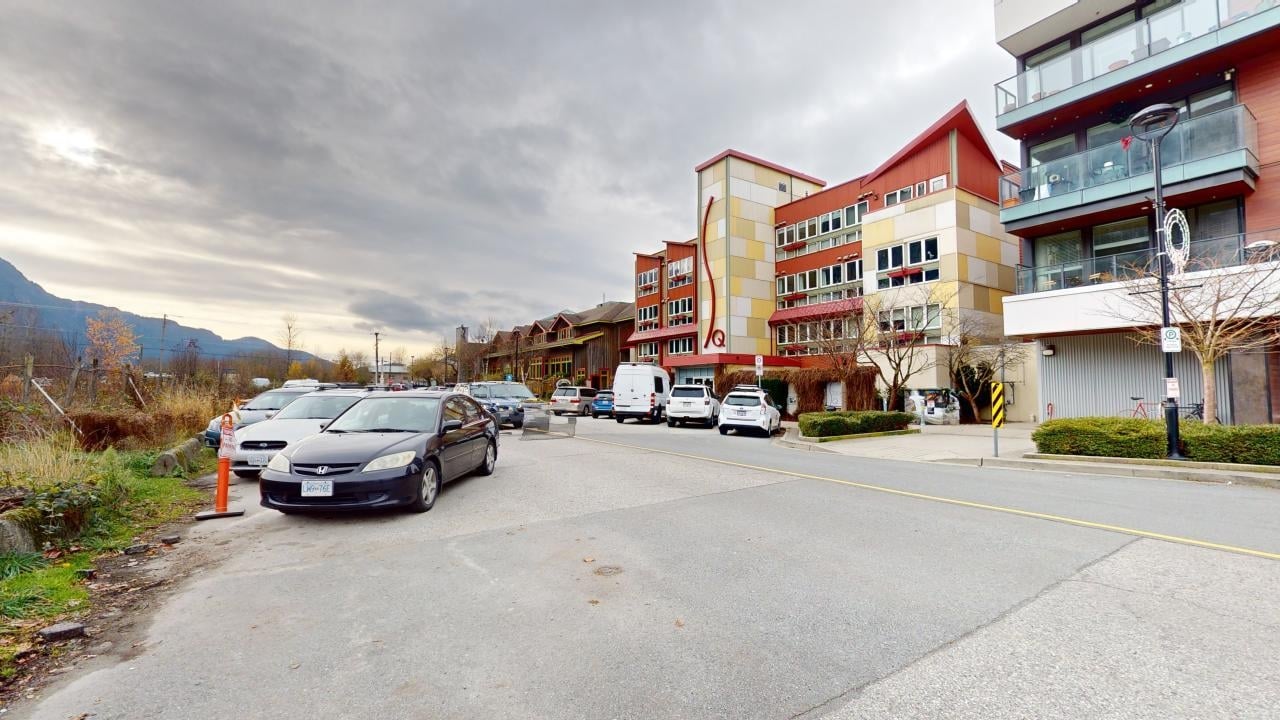 211-37841 Cleveland Ave