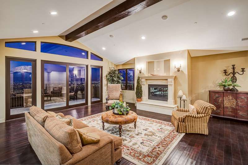 15950 Blackberry Hill Road