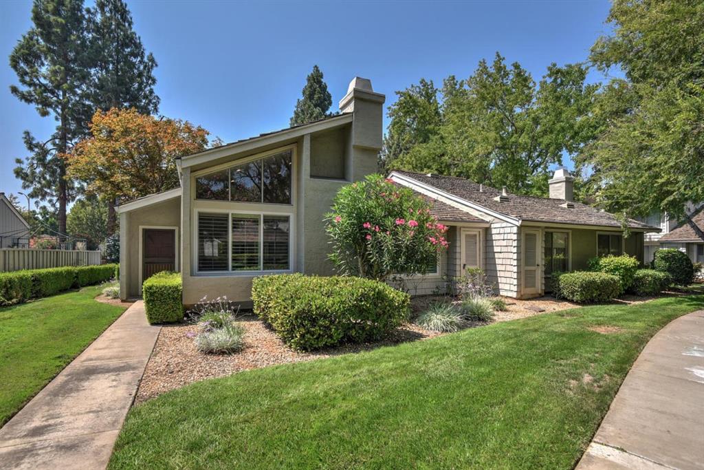 2406 Lincoln Village Dr