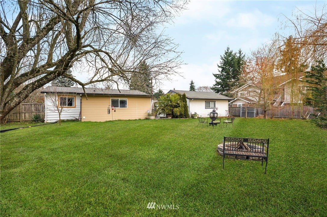 724 Center Rd