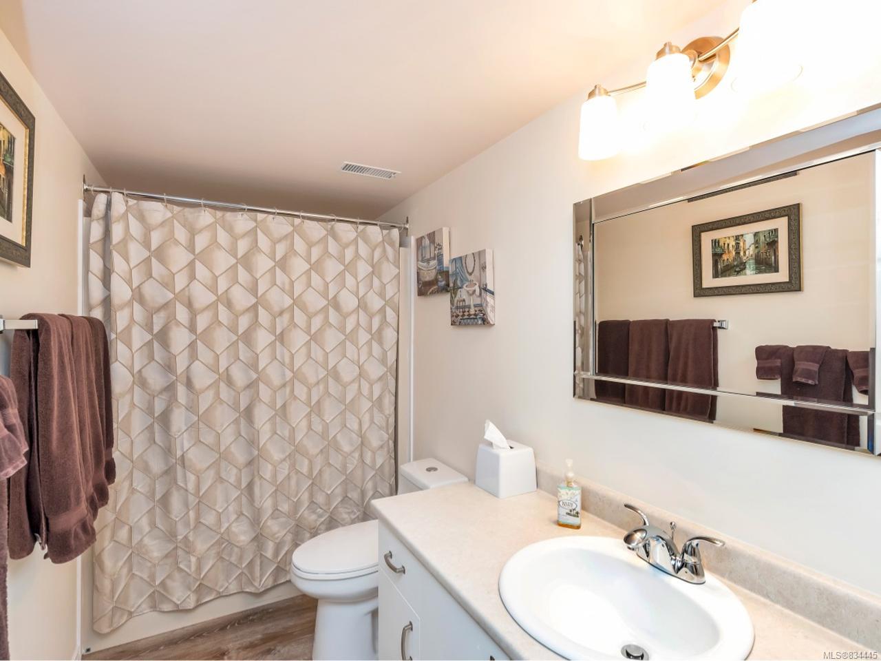 3641 Panorama Ridge, Cobble Hill