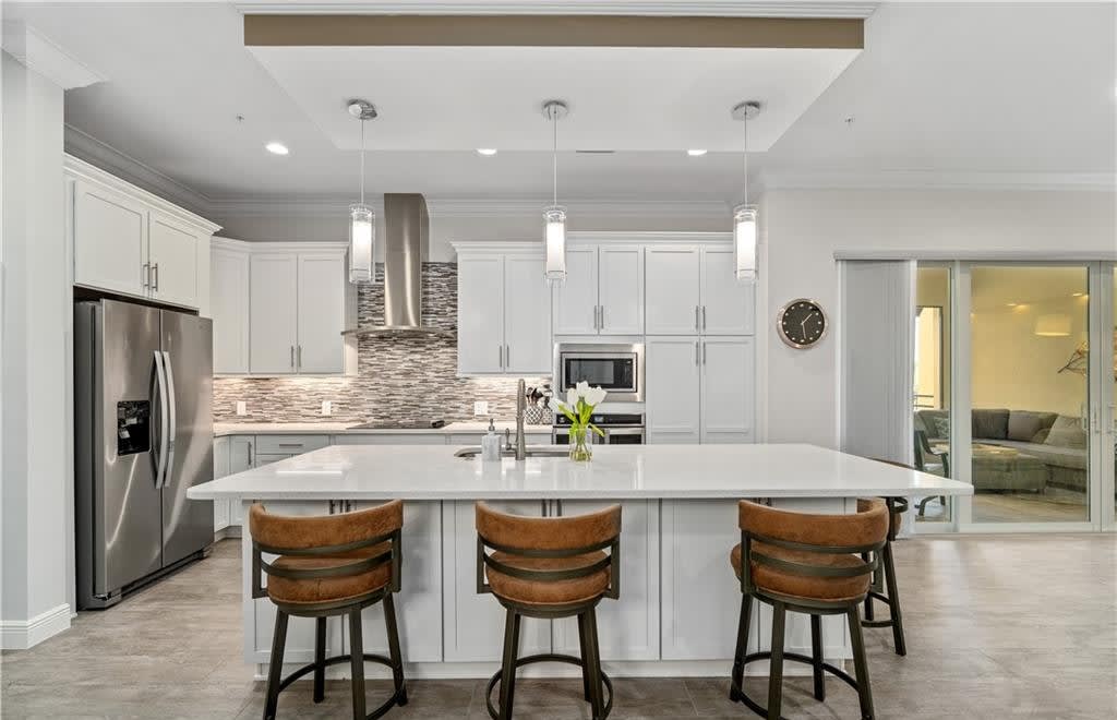21530 Strada Nuova Cir #210