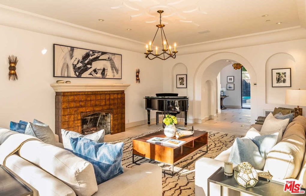 Chateau Sanctuary