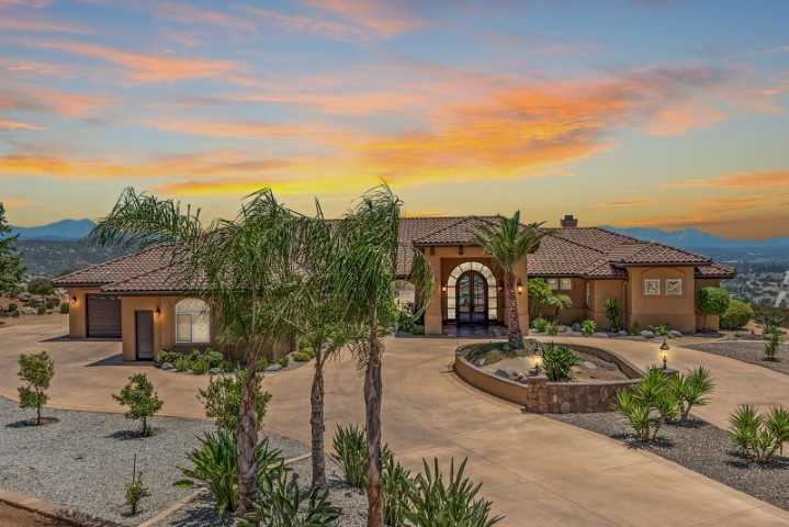 2373 Mountain Boulder Hts