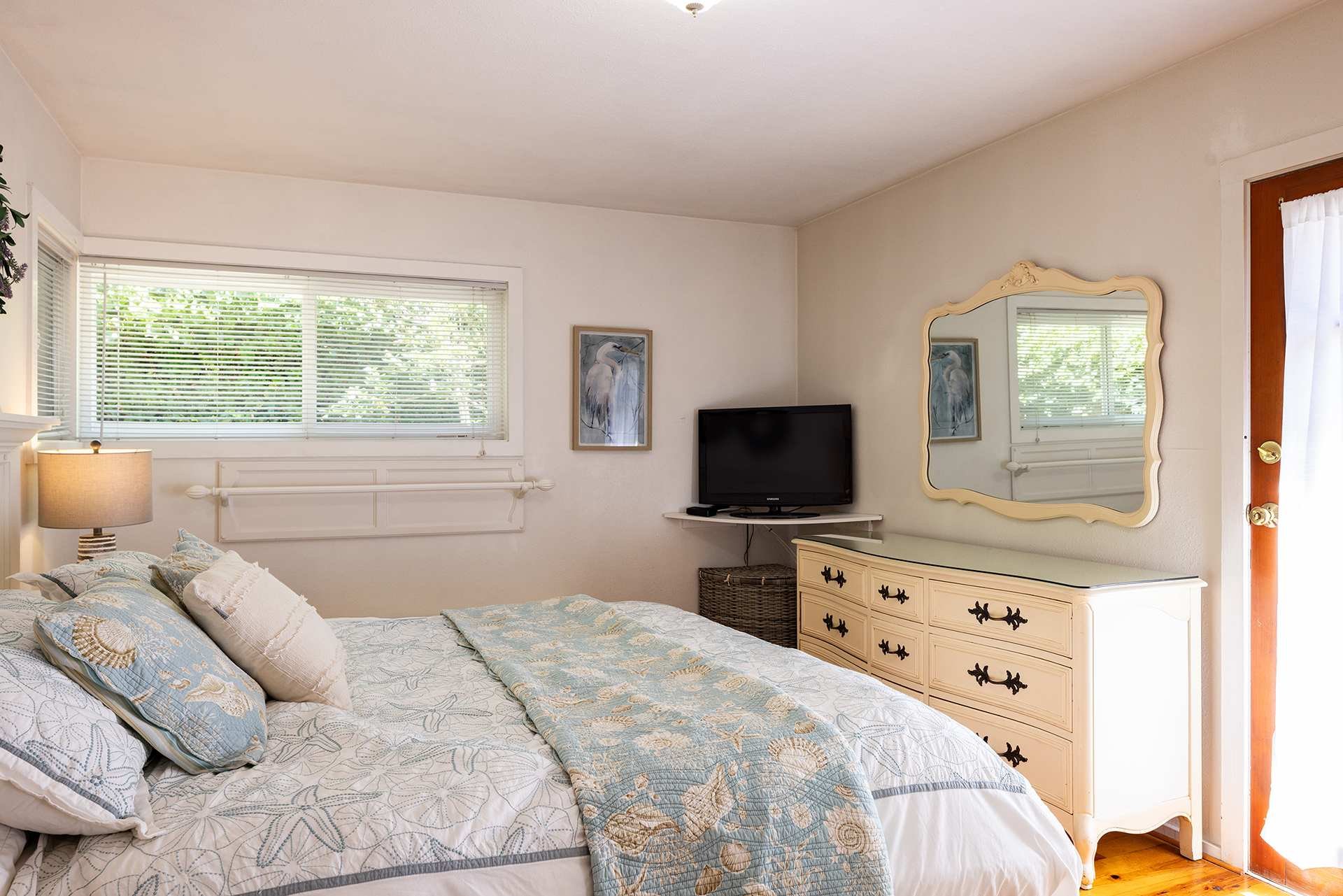 Charming Pacific Grove Cottage - 125 16th Street