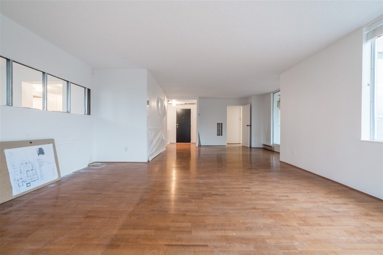 200-1819 Bellevue Ave