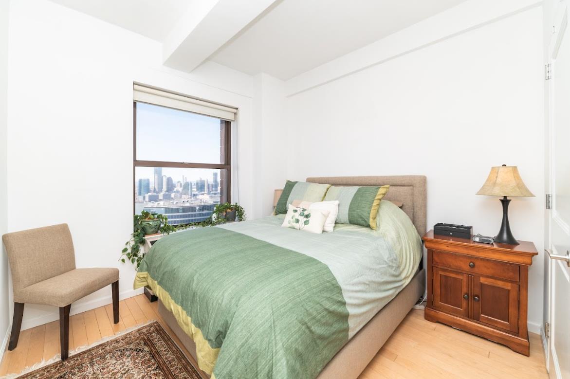 20 West Street, Apt 40-B