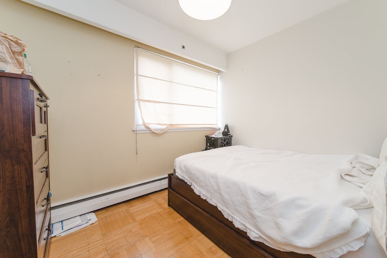 302-1050 Jervis St