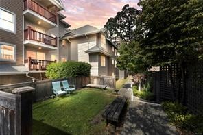 402-1593 Begbie St
