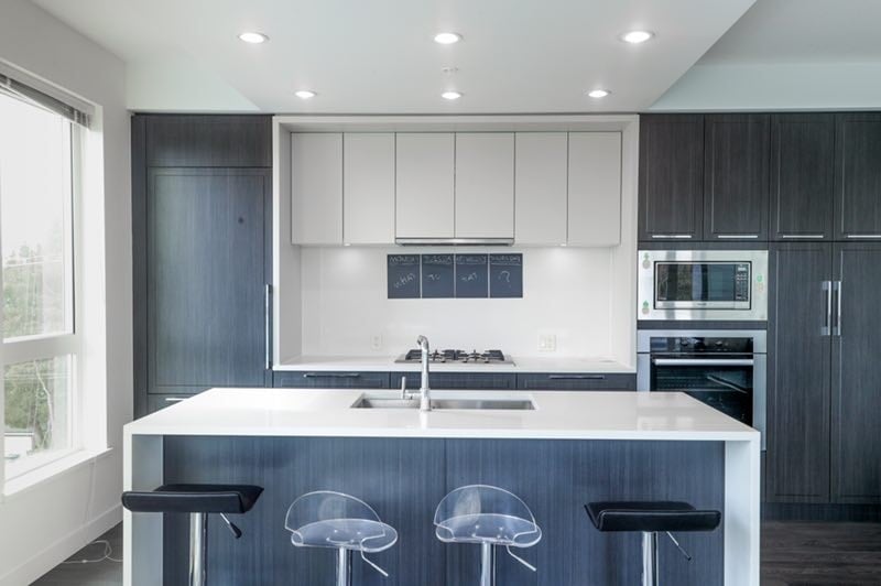 503-6677 Cambie St