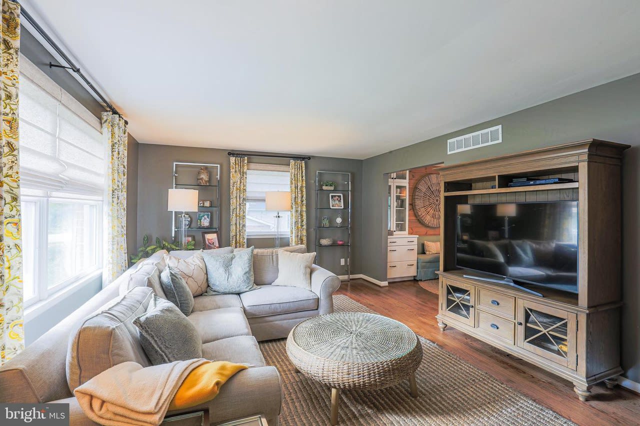 2518 Jonathan Rd