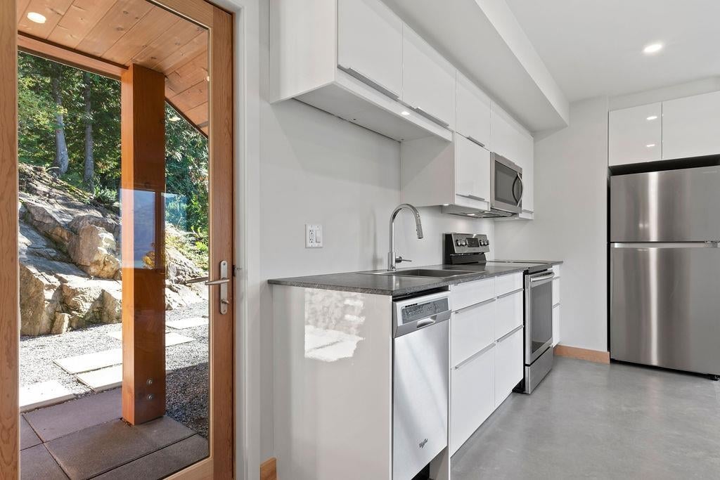 1135 Copper Dr