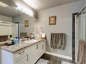 674 Goldie Ave, Langford