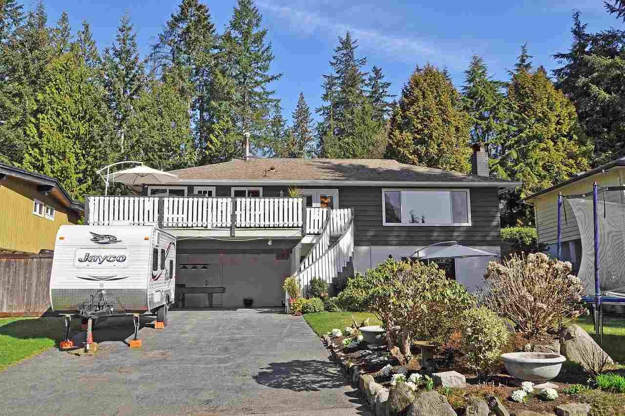 3182 Strathaven Ln