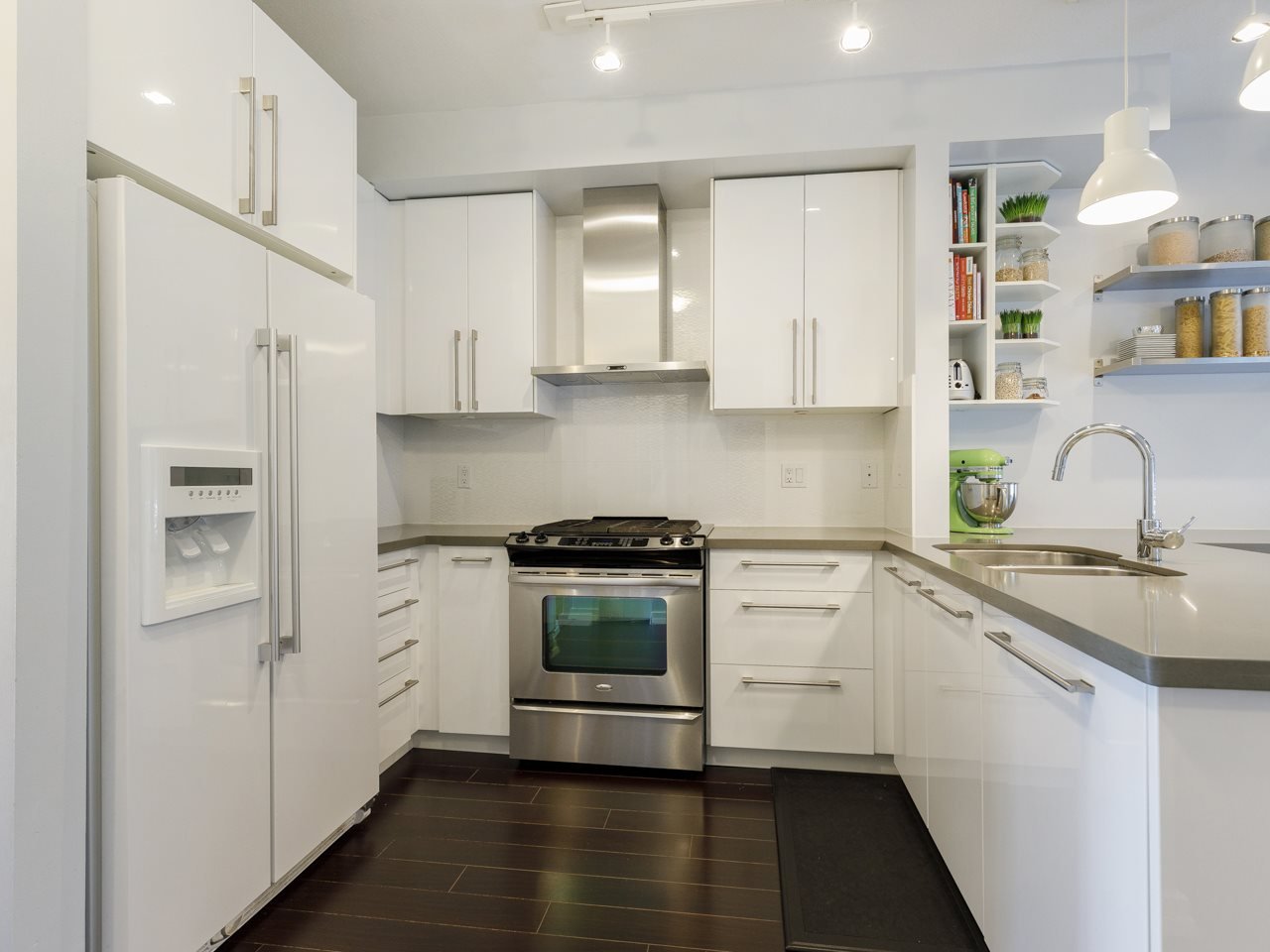 3208 Perrot Mews