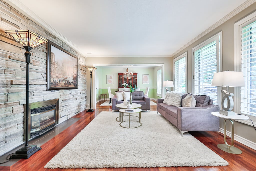 1483 Spring Rd