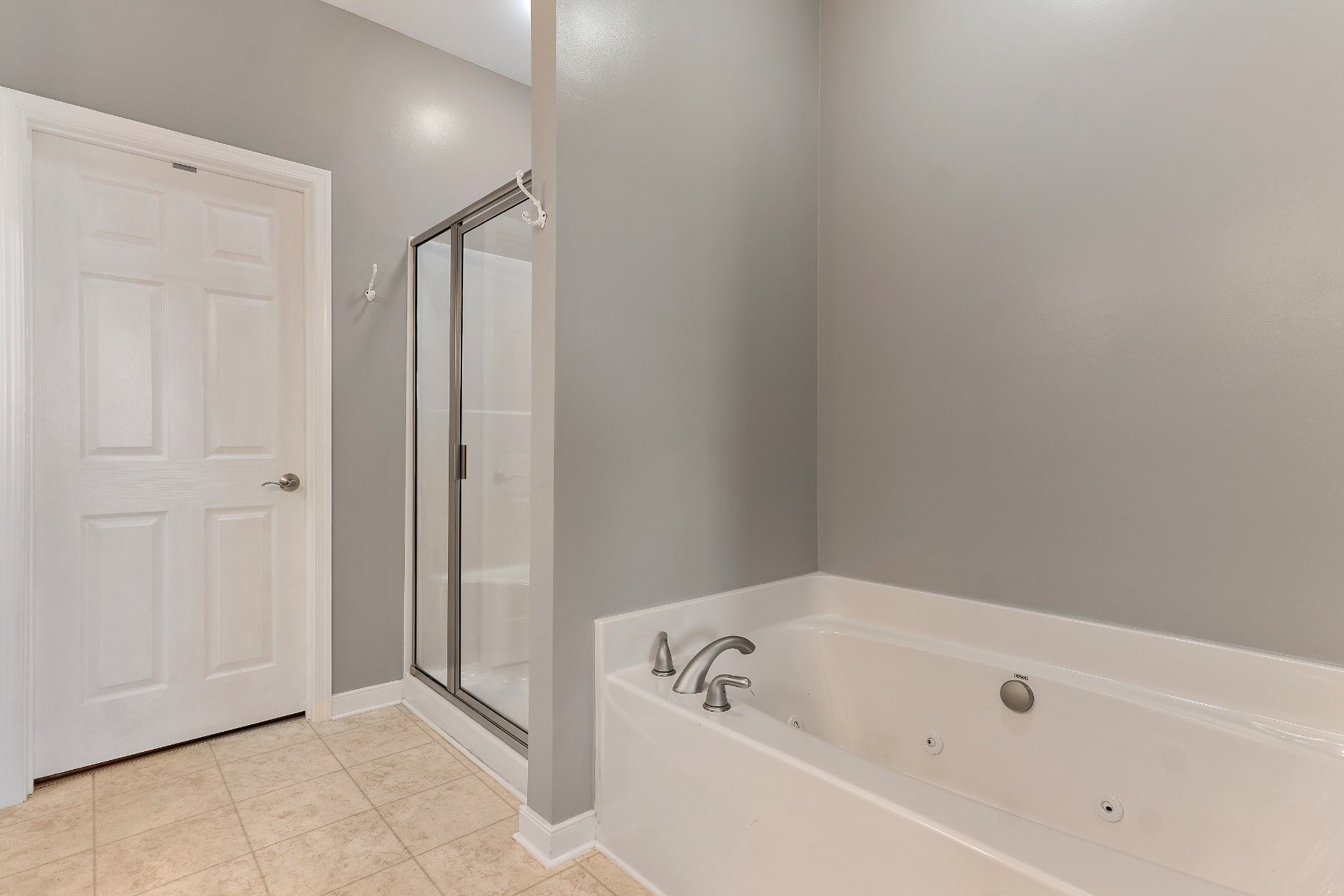 704 Abbey Village Circle