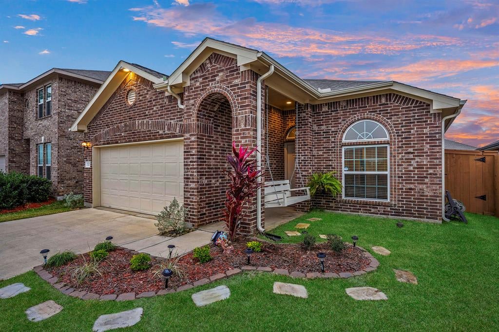 2125 Sand Ridge Dr