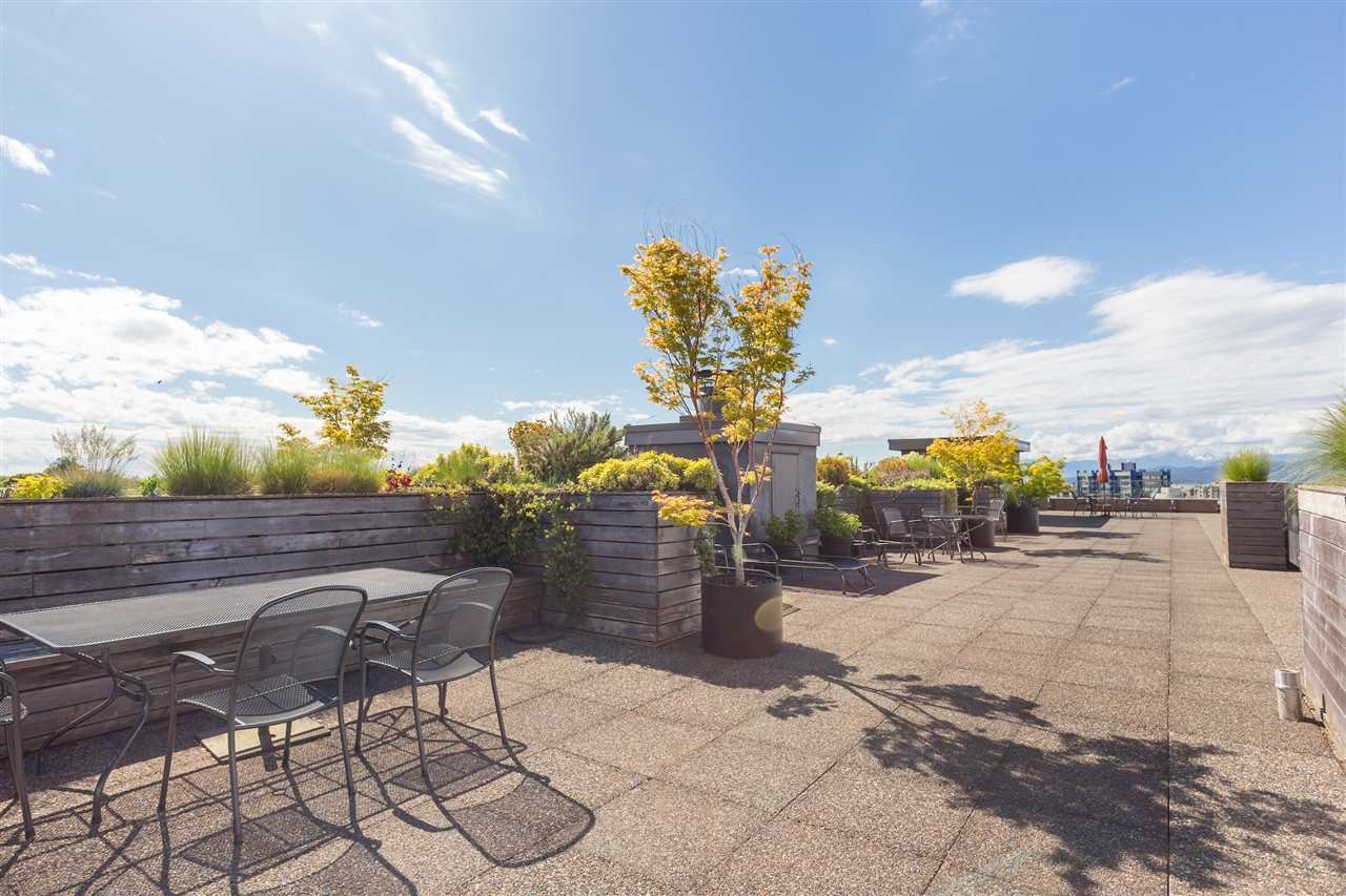 321-1445 Marpole Ave