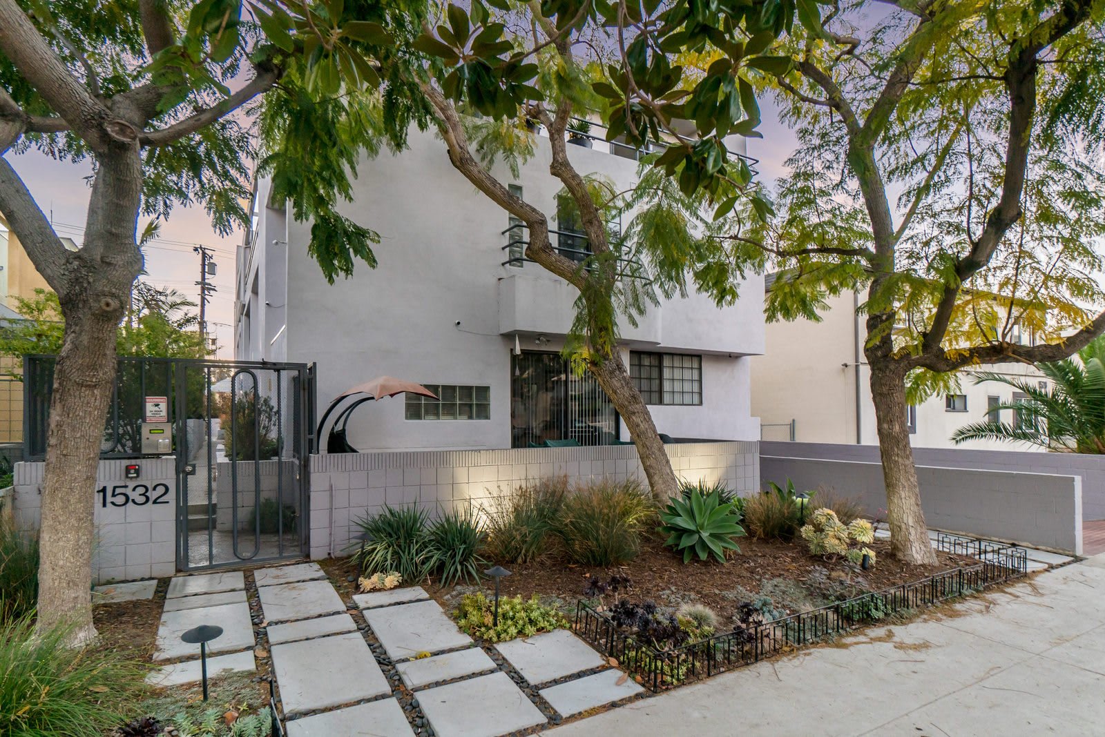 1532 9th Street Unit: 7