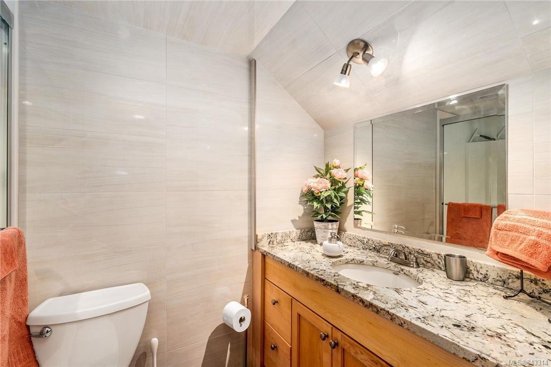 2482 Skedans Rd
