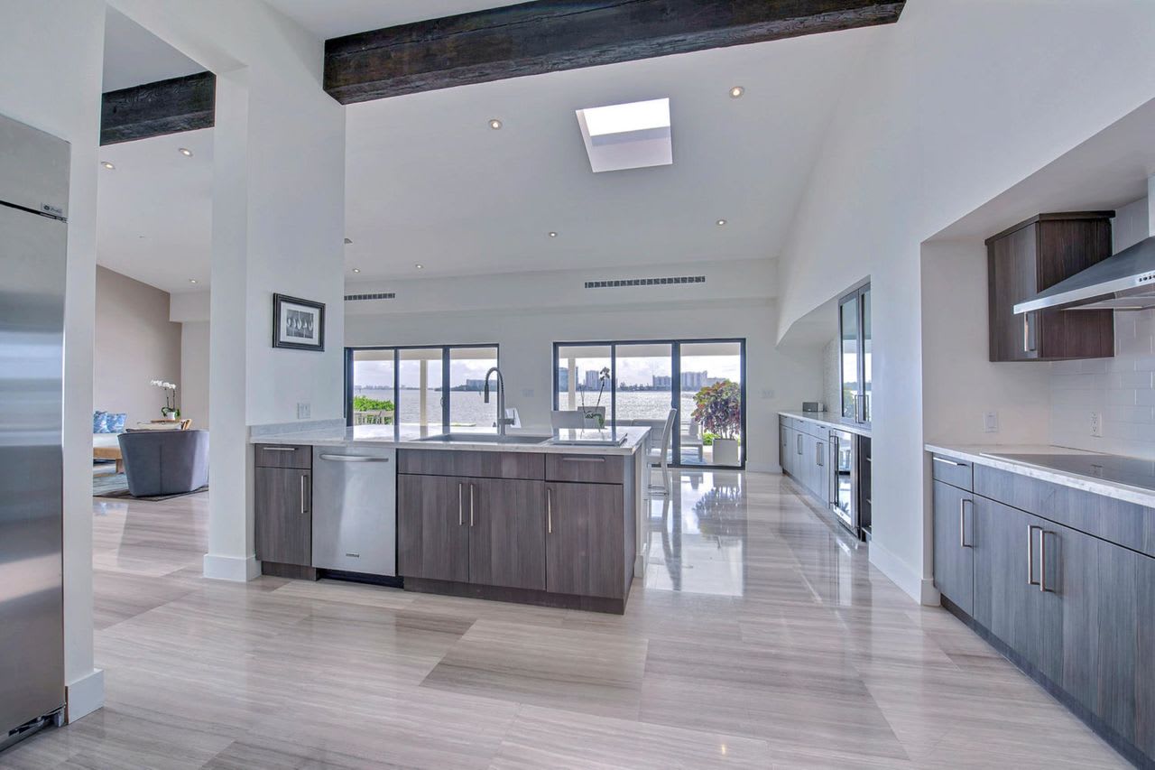 Miami’s Upper East Side Bayfront Residence