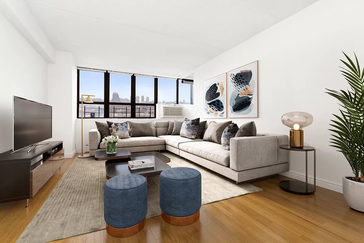 300 Cathedral Pkwy APT 15D